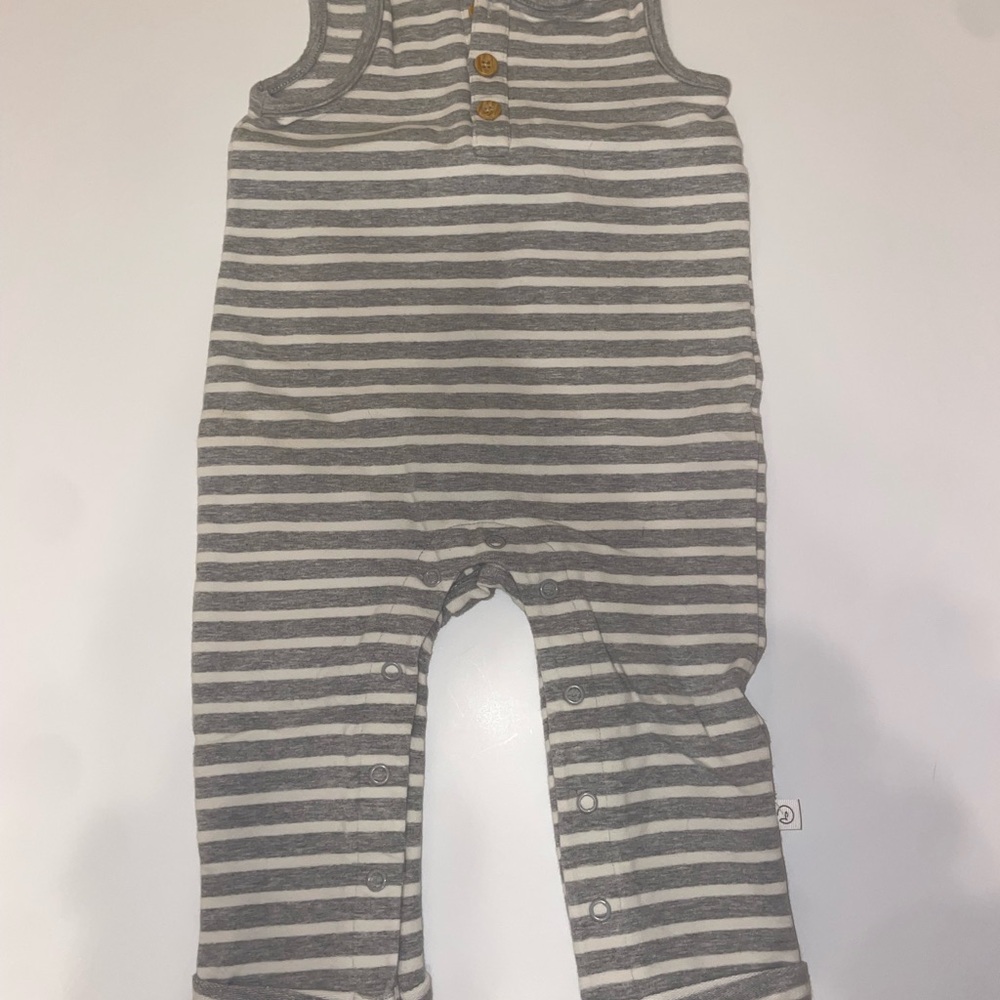 Carter’s 12M Striped Gray and White Baby Romper